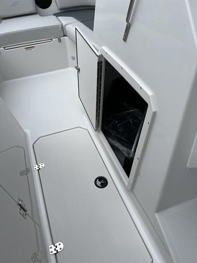 2025 Starcraft Marine SVX 230 OB