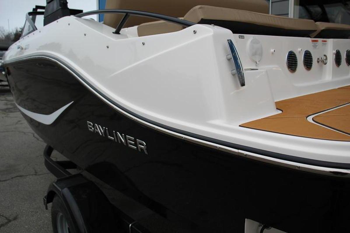 2025 Bayliner D20i