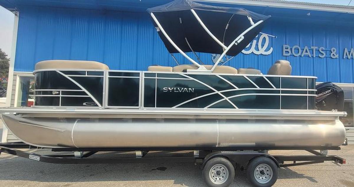 2025 Sylvan 8522 Mirage Party Fish