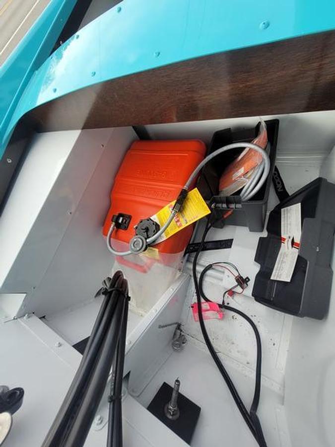 2025 Starcraft Marine 57 Ski Champ