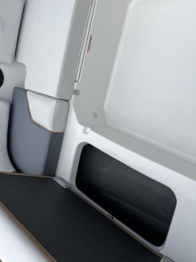 2025 Starcraft Marine SVX 230 OB