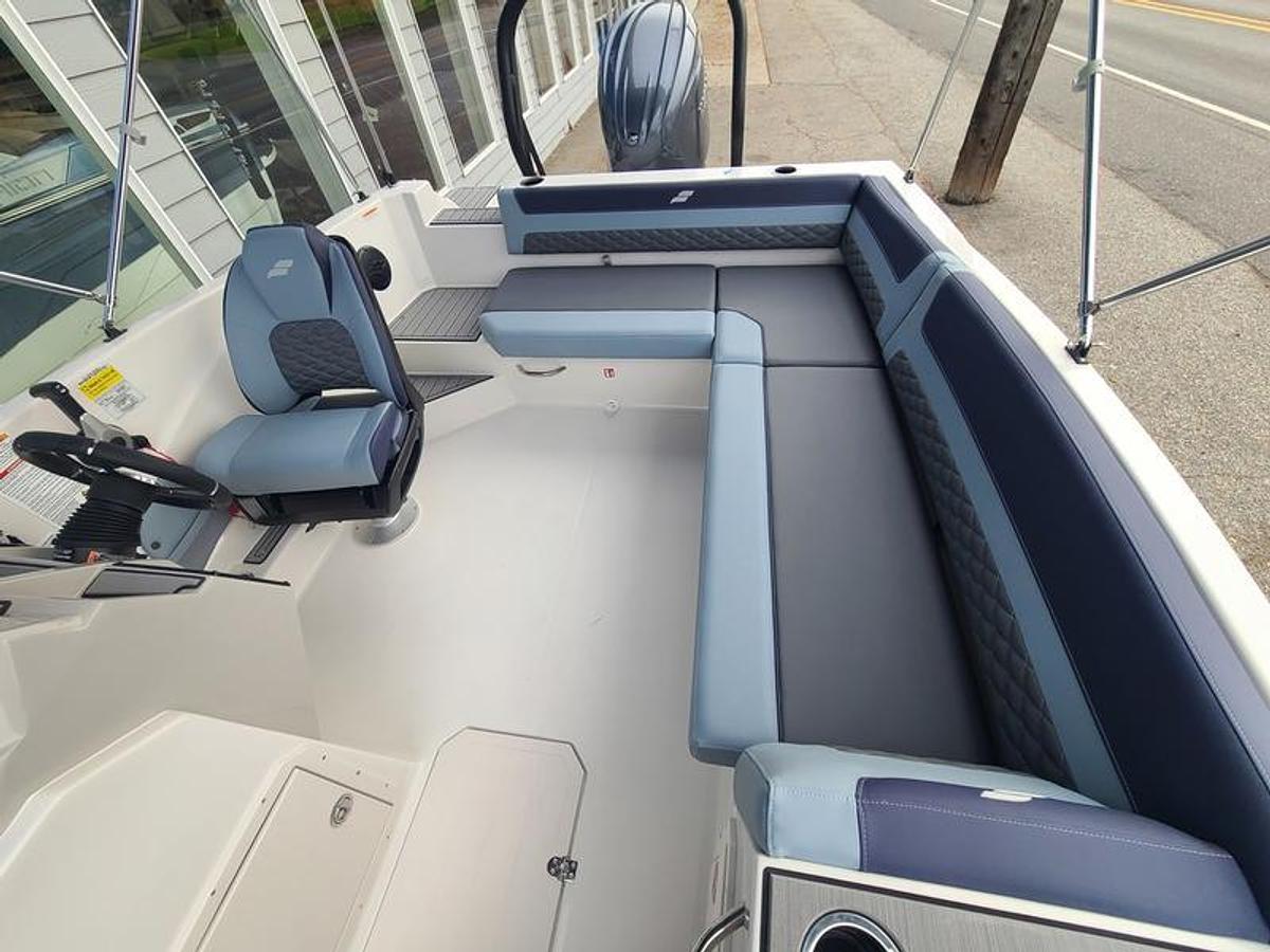 2026 Starcraft Marine SVX 191 OB