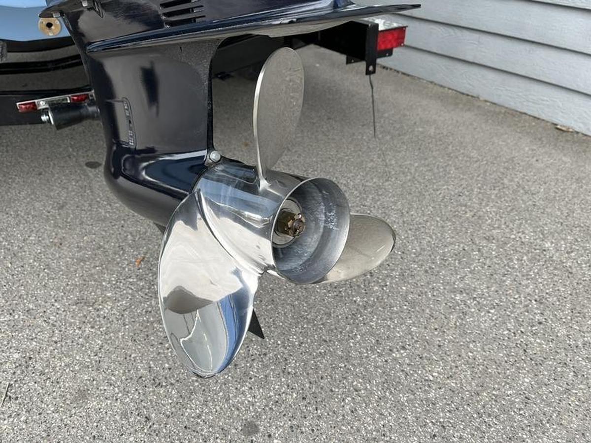 2025 Starcraft Marine SVX 230 OB