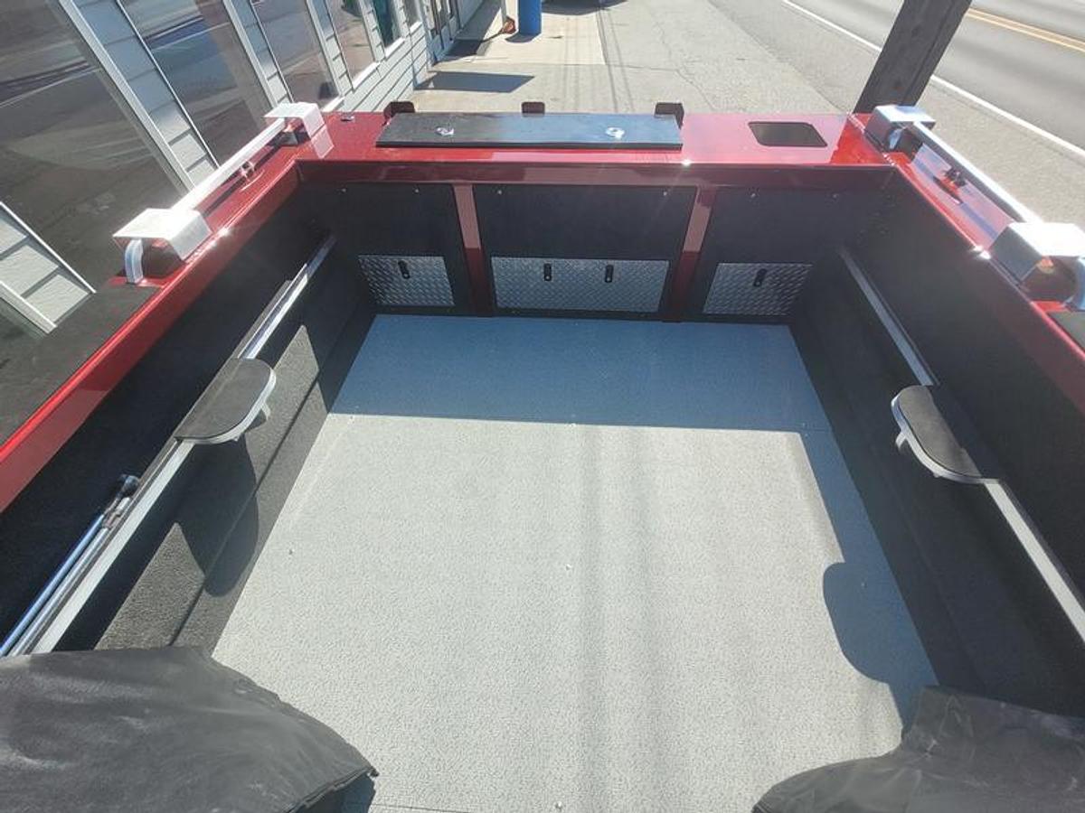 2024 Custom Weld 20/22 Wide Body OffShore/Utility