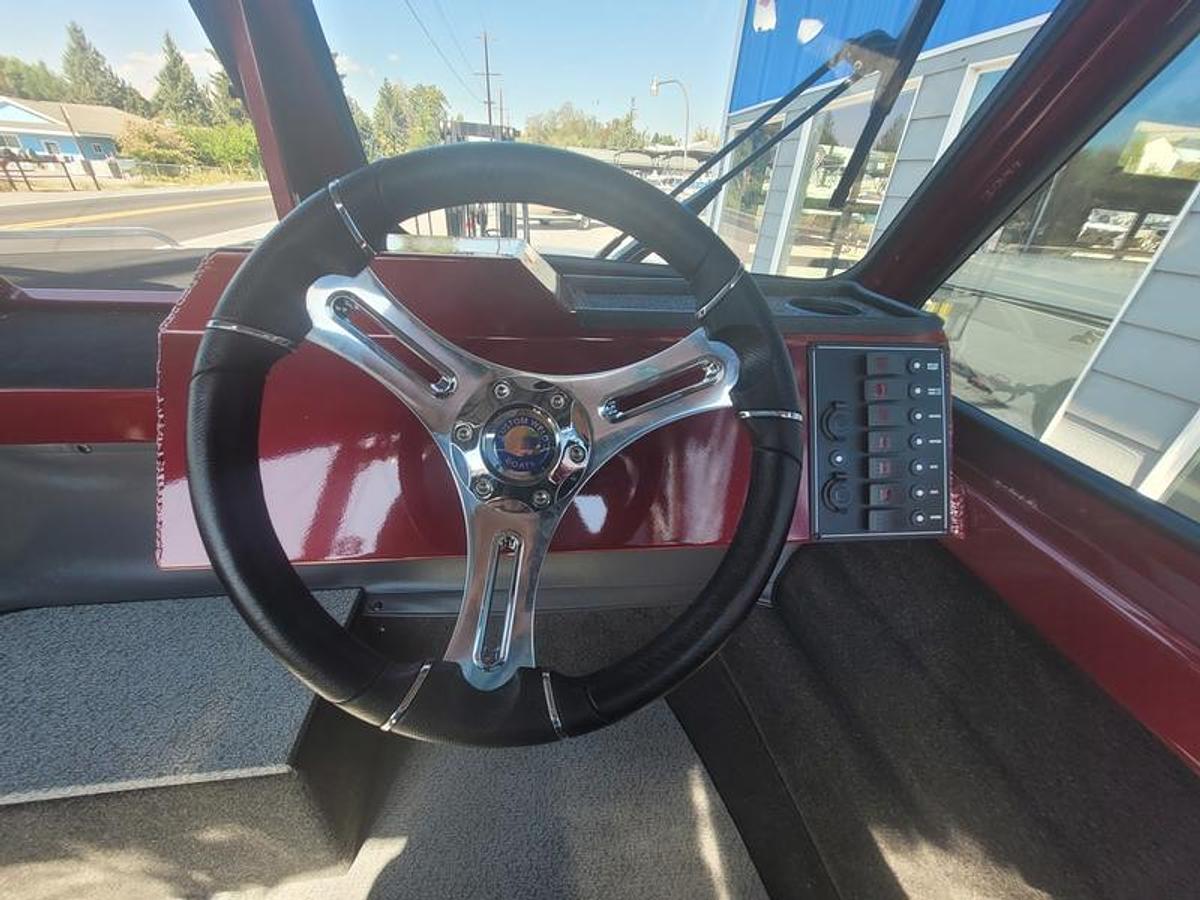 2024 Custom Weld 20/22 Wide Body OffShore/Utility