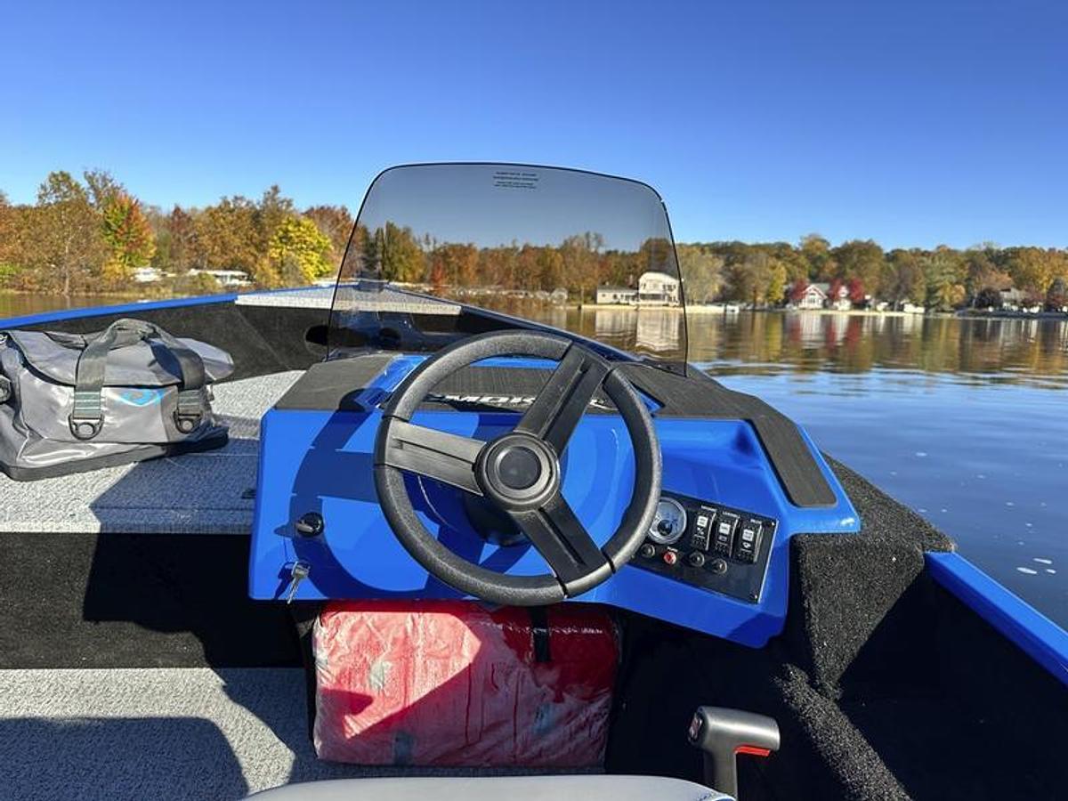 2026 Smoker Craft 161 LAZER