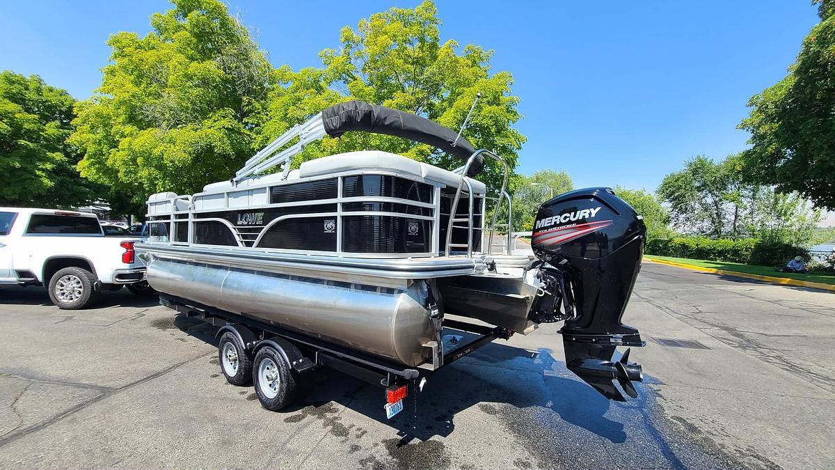 Used 2019 Lowe 210 SS