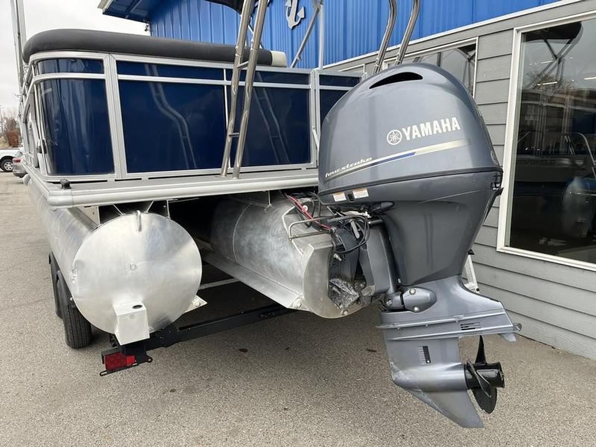 Used 2021 SunChaser GENEVA 24 CRUISE