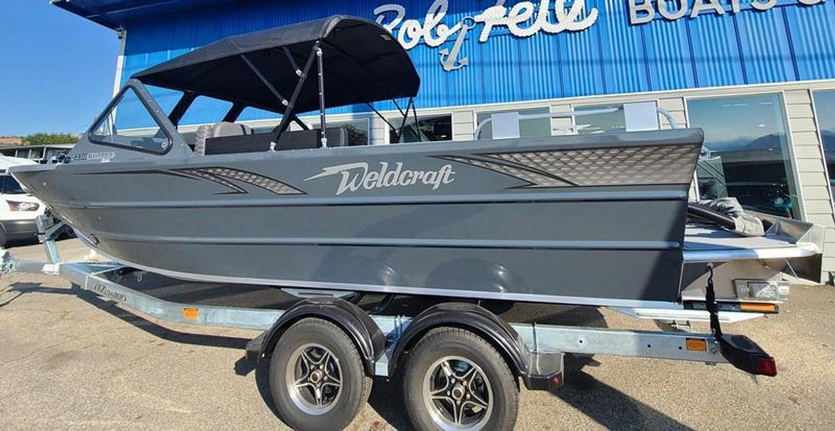 2026 Weldcraft 220 MAVERICK