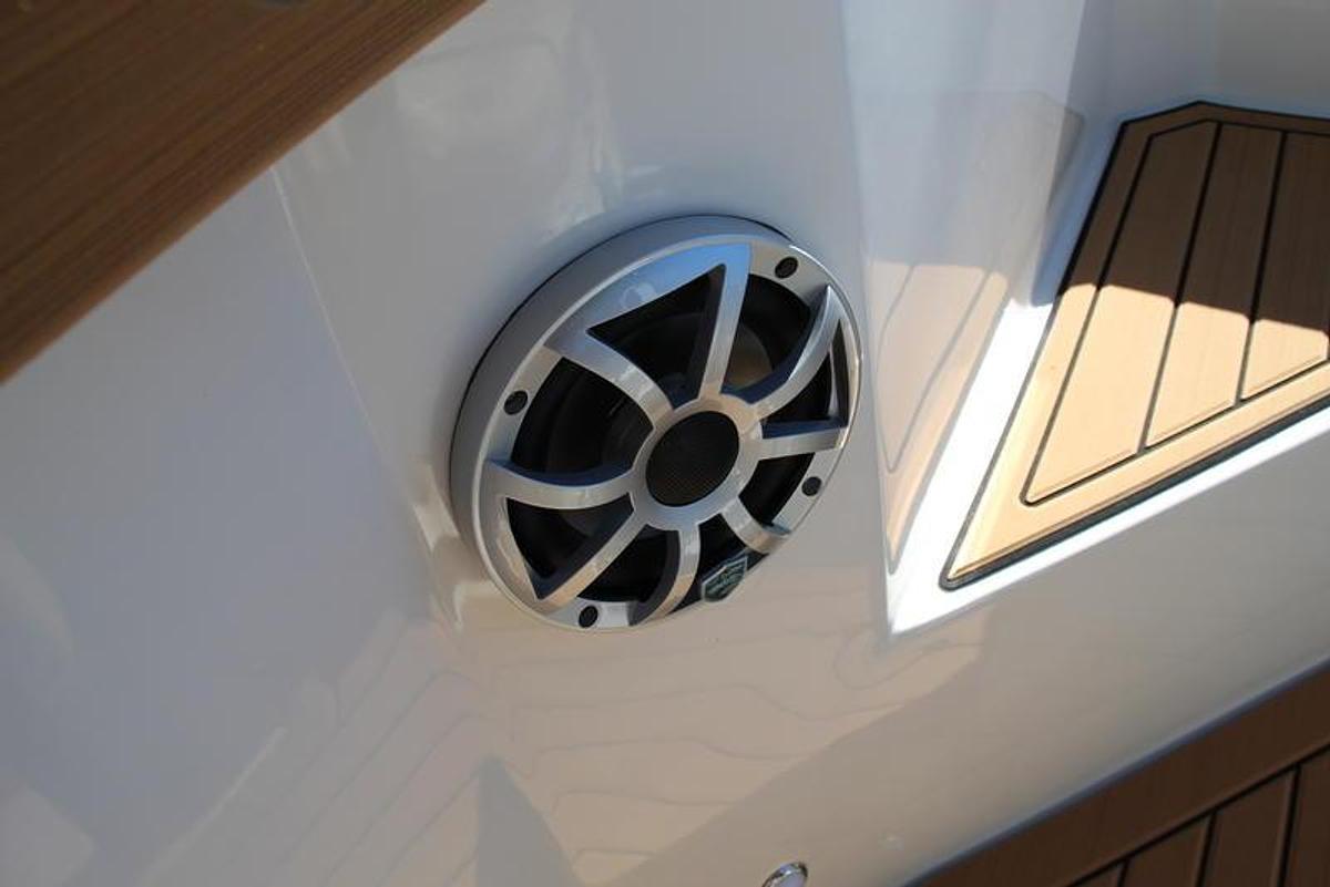 2025 Starcraft Marine SVX OB 231 CC