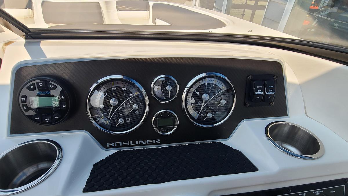 Used 2020 Bayliner DX 2250