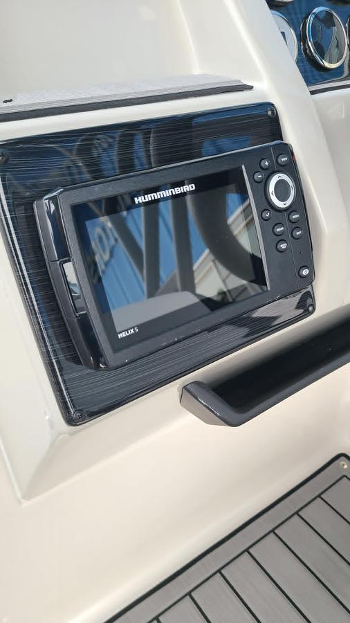 Used 2024 Starcraft Marine SVX 210 DC OB