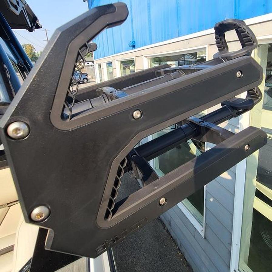 2026 Supreme Boats S220