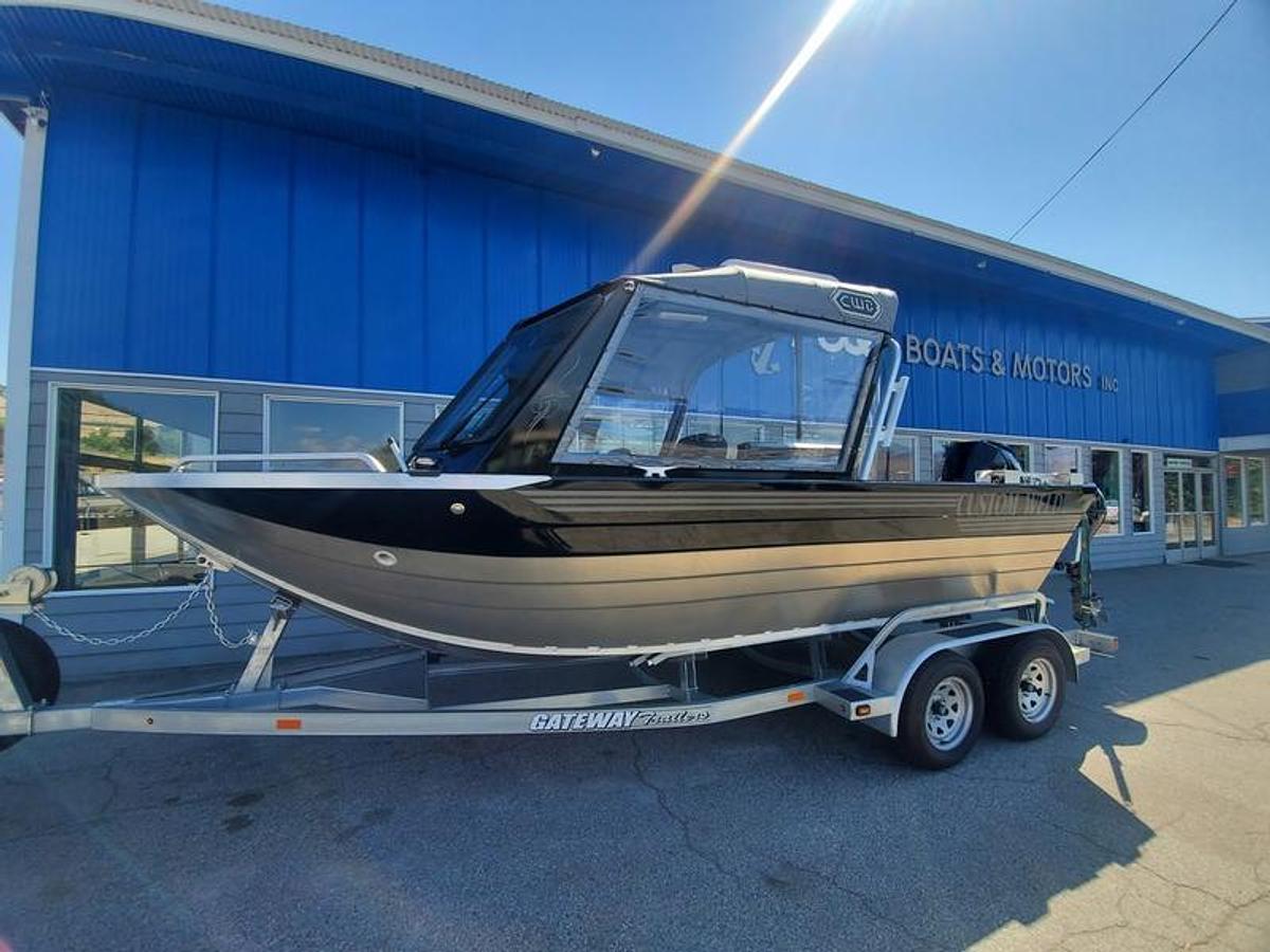 2023 Custom Weld 19/21 Wide Body OffShore Rigid Top