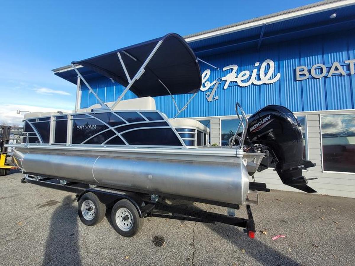 2025 Sylvan Mirage 822 CLZ