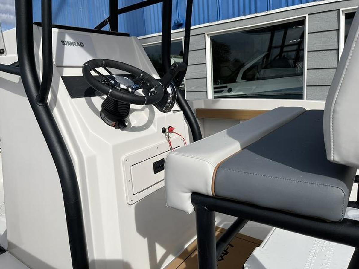 2026 Starcraft Marine SVX OB 211 CC