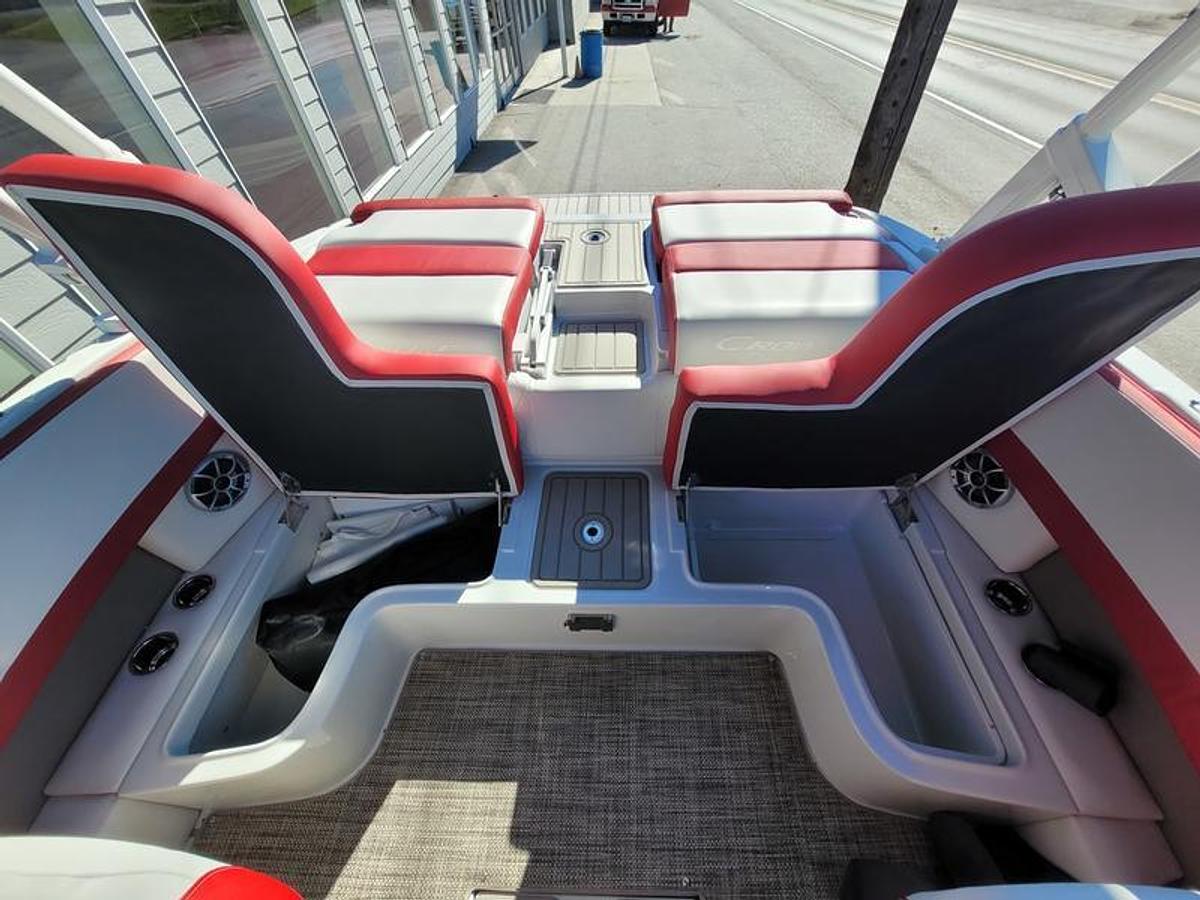 2024 Crownline 220 SS