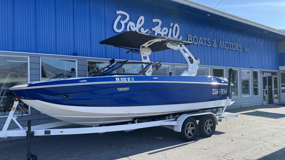 Used 2023 Supreme Boats S220