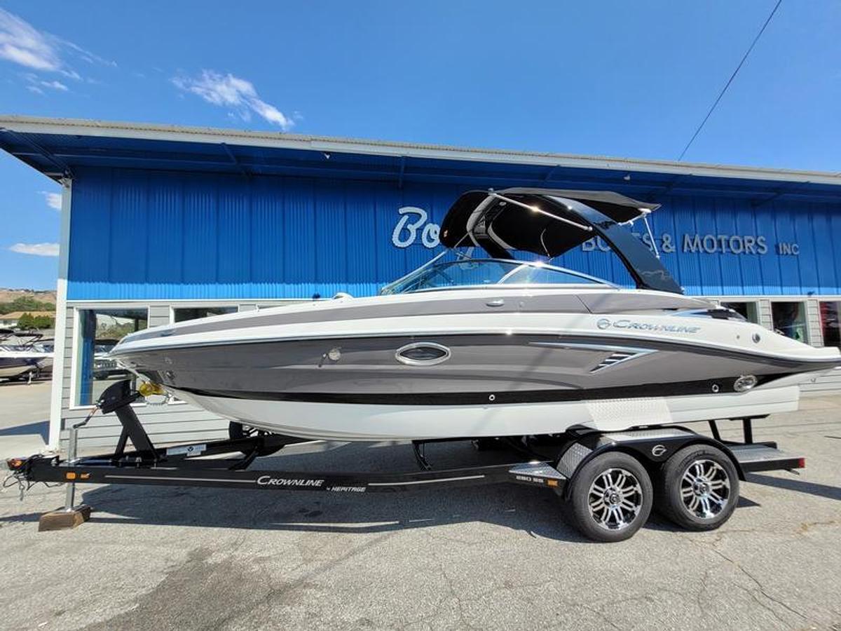 2024 Crownline 260 SS