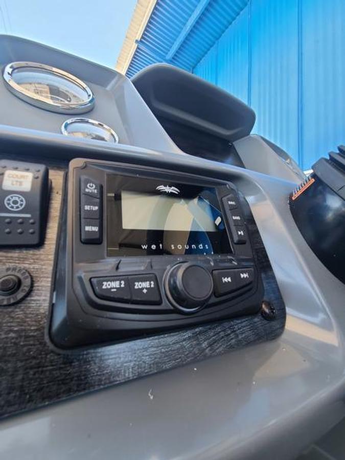 2025 SunChaser Lucerne 20 LR DH