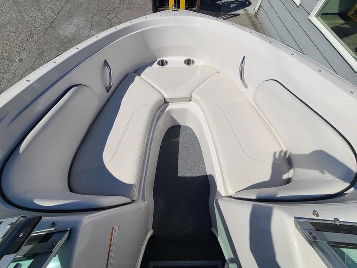 Used 2007 Reinell 197 LS