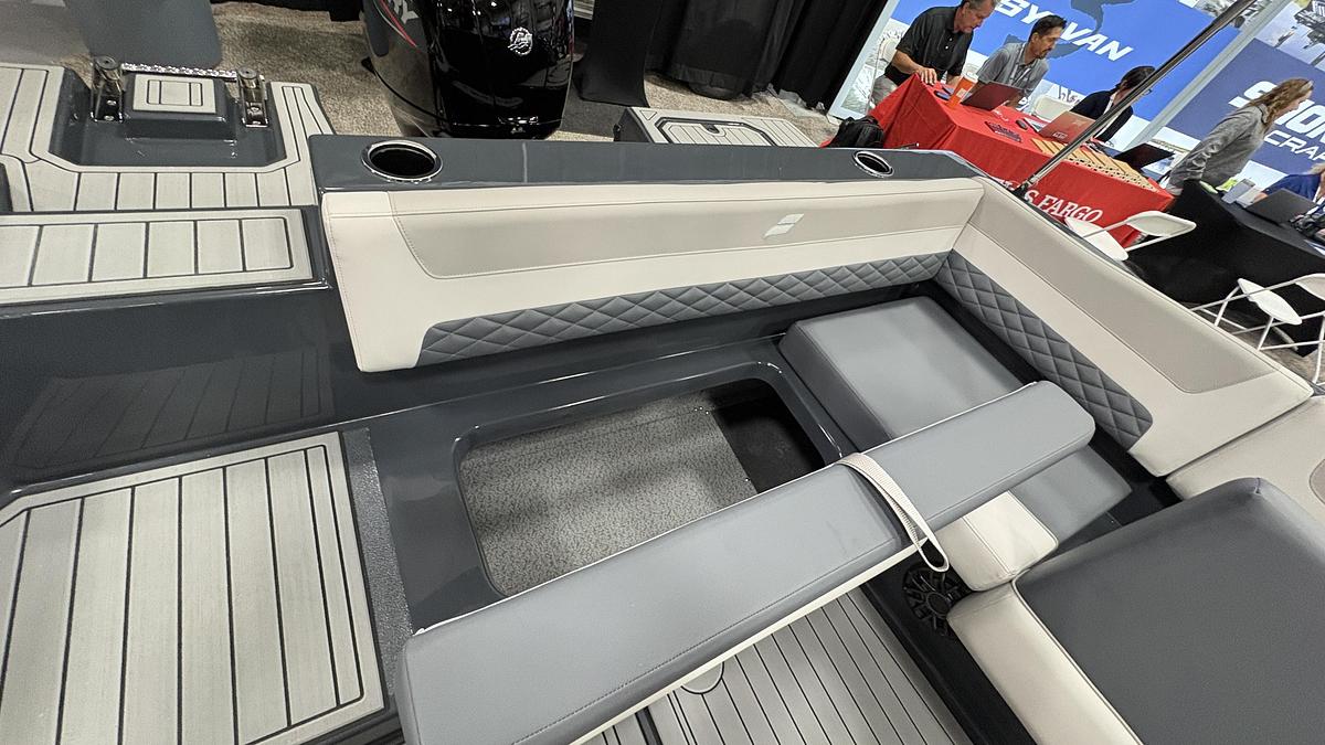 2027 Starcraft SVX191