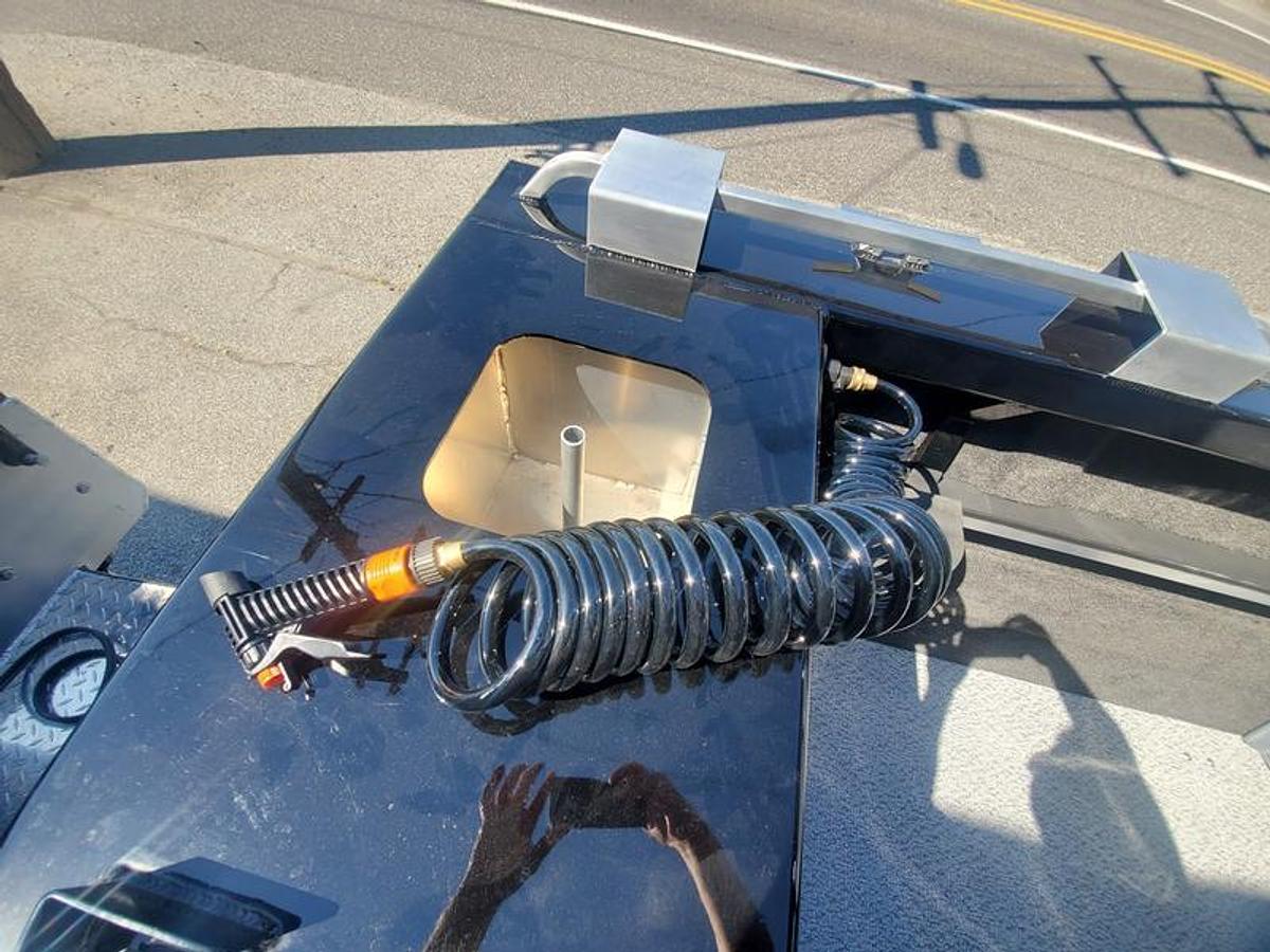 2023 Custom Weld 19/21 Wide Body OffShore Rigid Top