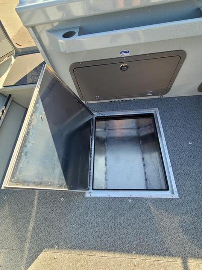 2026 Weldcraft 220 MAVERICK