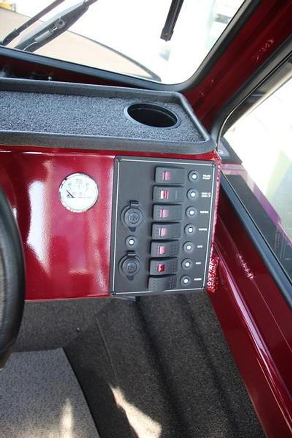 2024 Custom Weld 20/22 Wide Body OffShore/Utility