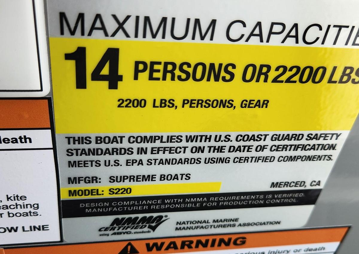2027 Supreme Boats S220