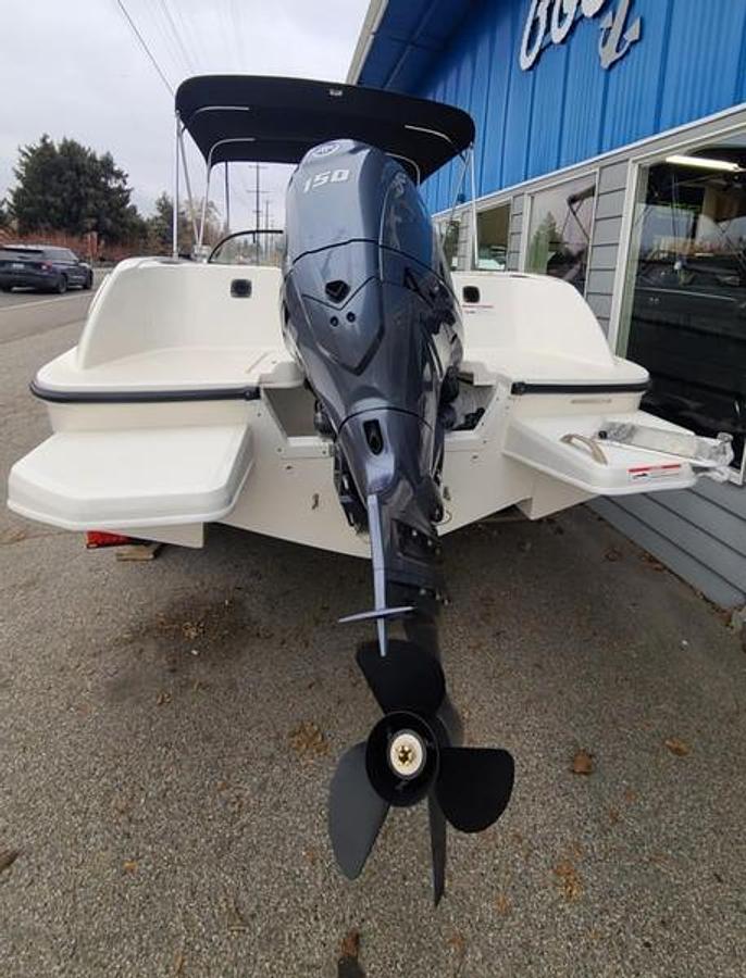 Used 2021 Bayliner Element E21
