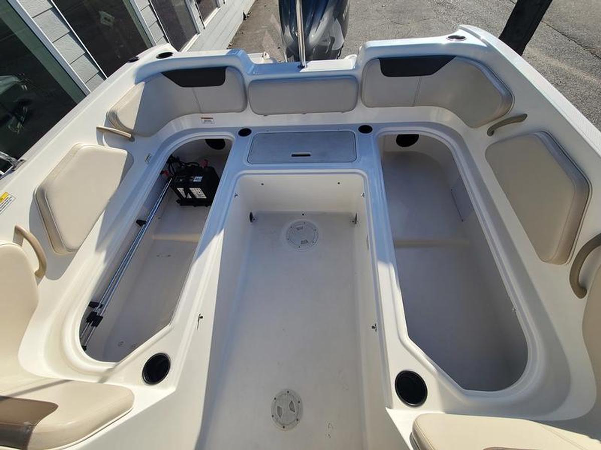 Used 2021 Bayliner Element E21