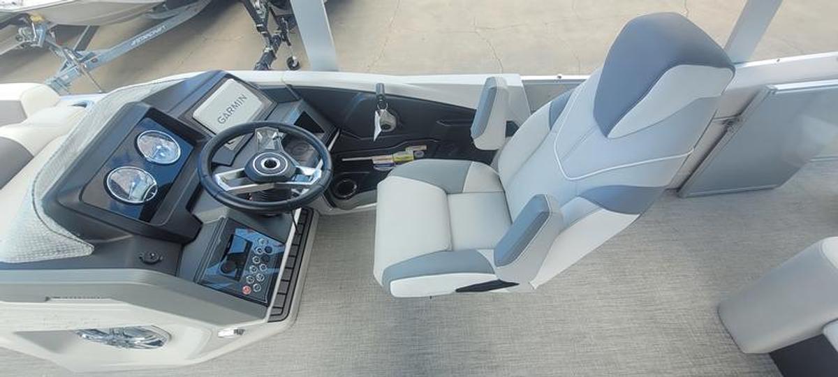 2025 Avalon CATALINA - 25 FUNSHIP CRUISE