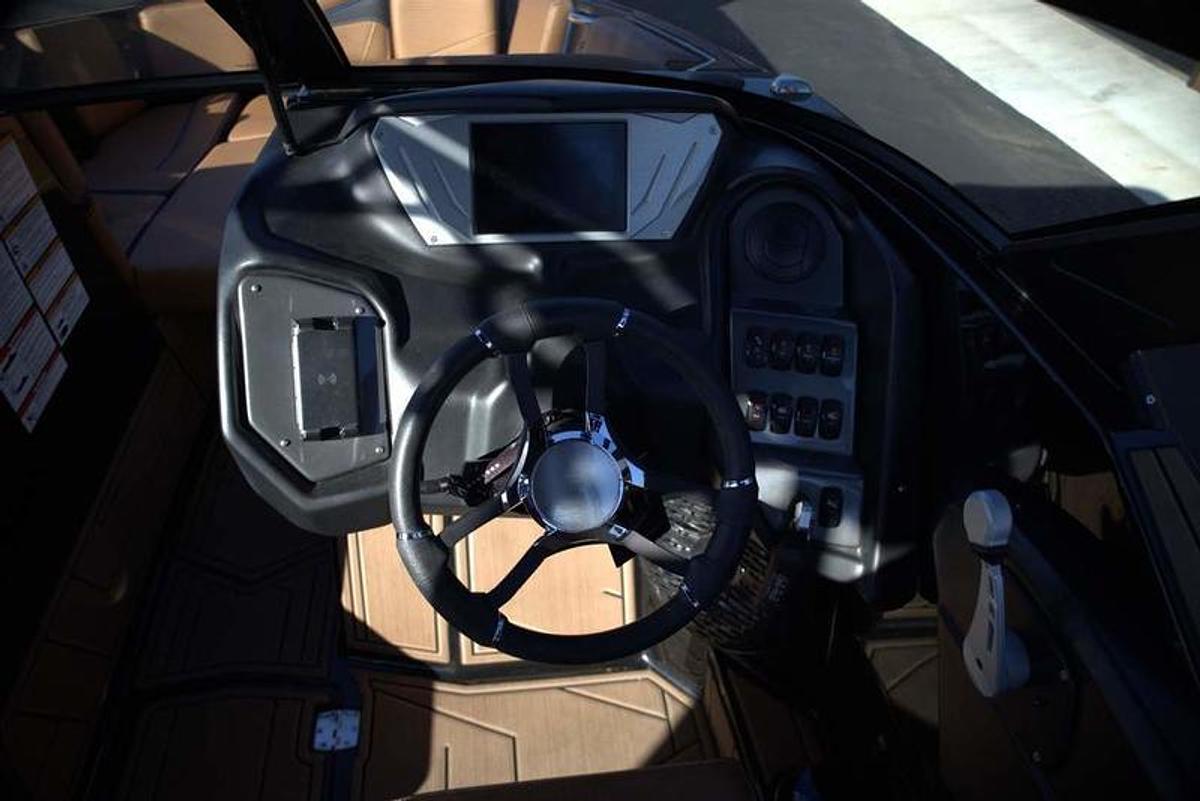 Used 2023 Supreme Boats ZS252