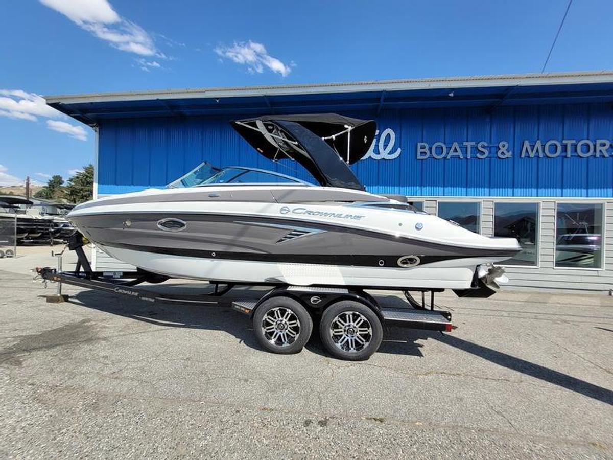 2024 Crownline 260 SS