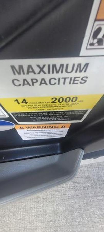 2025 Avalon CATALINA - 25 FUNSHIP CRUISE