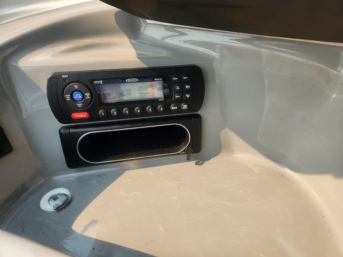 Used 2012 Bayliner 195