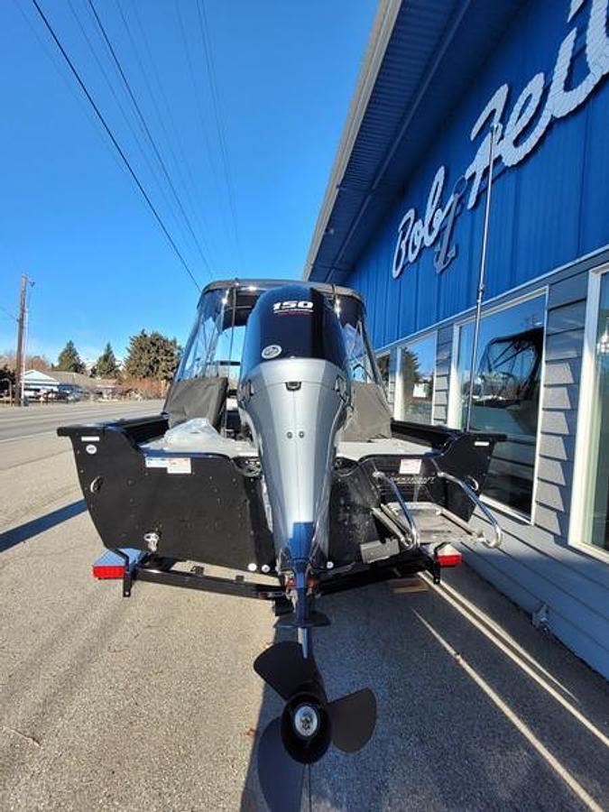 2025 Smoker Craft 188 Adventurer Contour Edition