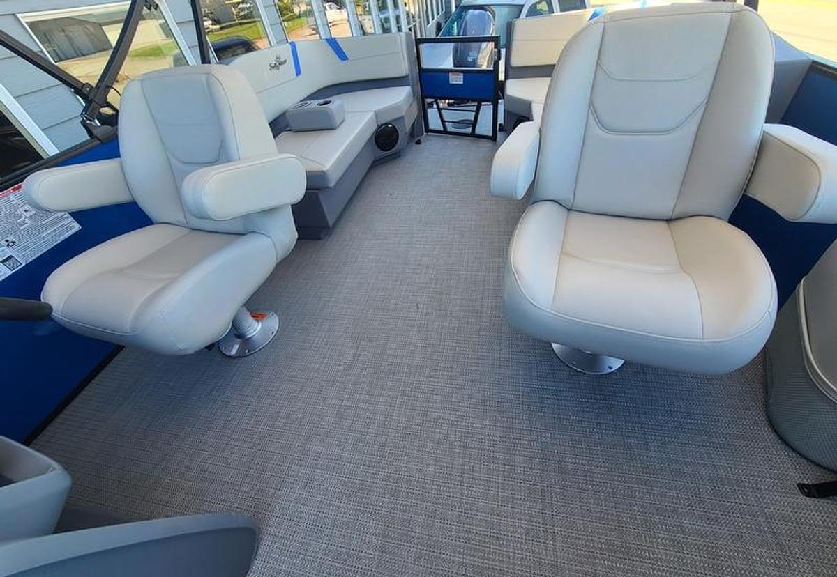 2025 SunChaser Lucerne 20 LR DH