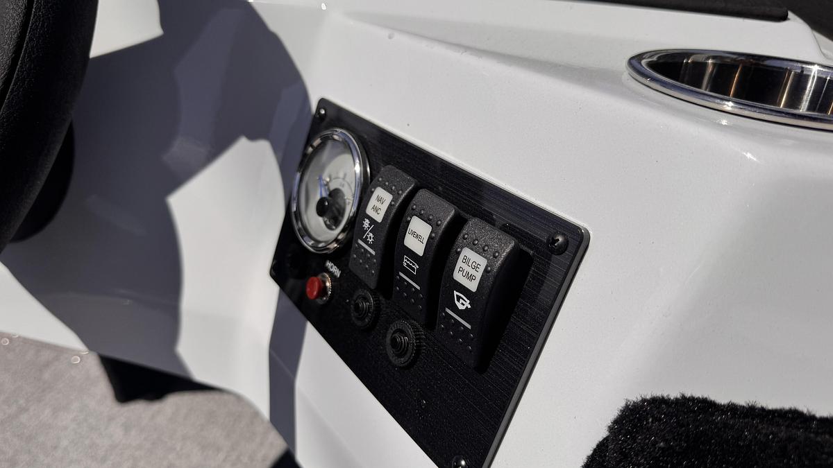 2026 Smoker Craft 161 Lazer