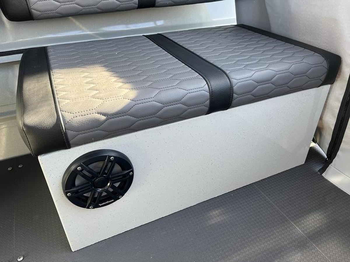 2026 Weldcraft 210 Revolution