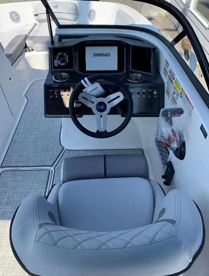 2024 Bayliner VR6 Bowrider