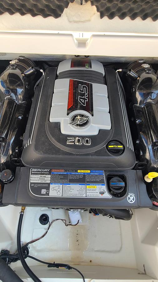 Used 2020 Bayliner DX 2250