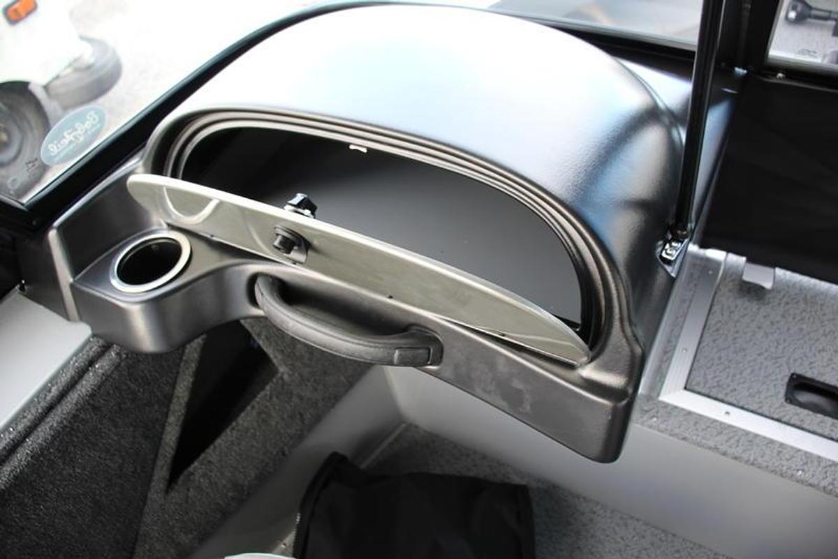 2025 Smoker Craft OSPREY 162