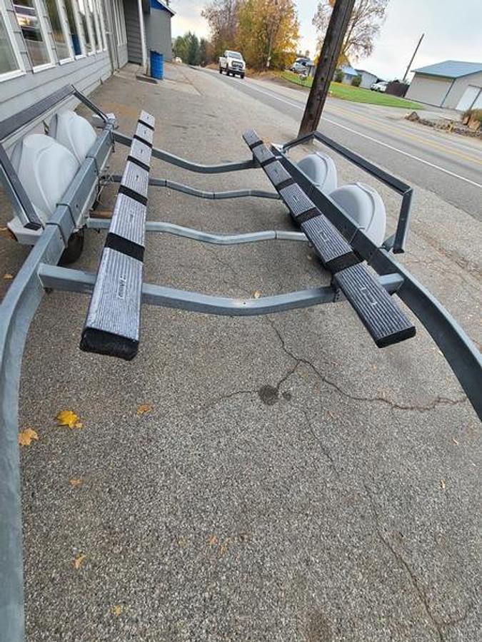 Used 1995 CALKINS 4700