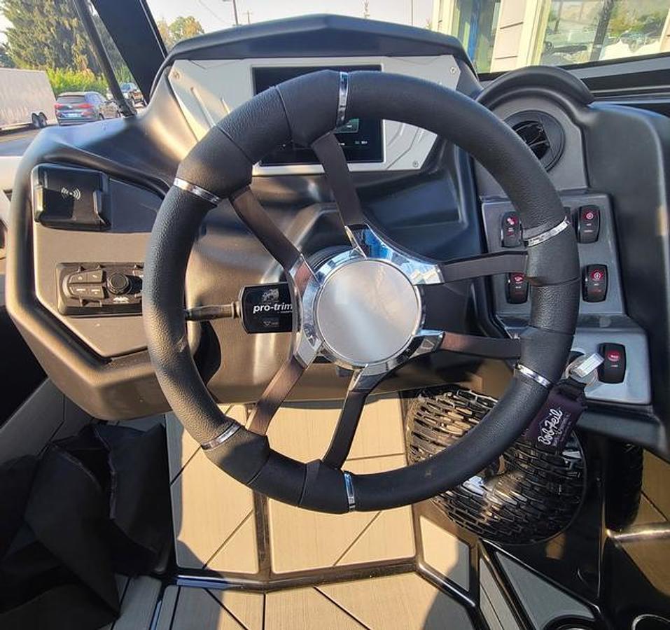 2026 Supreme Boats S220