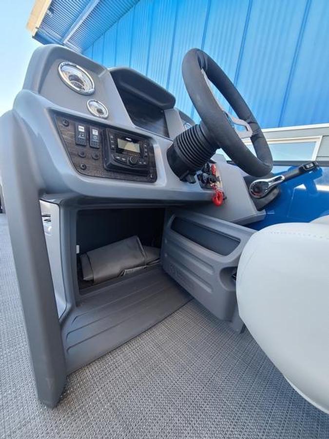 2025 SunChaser Lucerne 20 LR DH