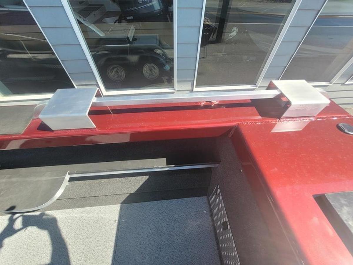 2024 Custom Weld 20/22 Wide Body OffShore/Utility