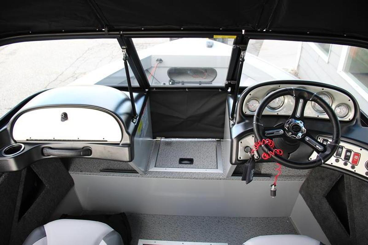 2025 Smoker Craft OSPREY 162