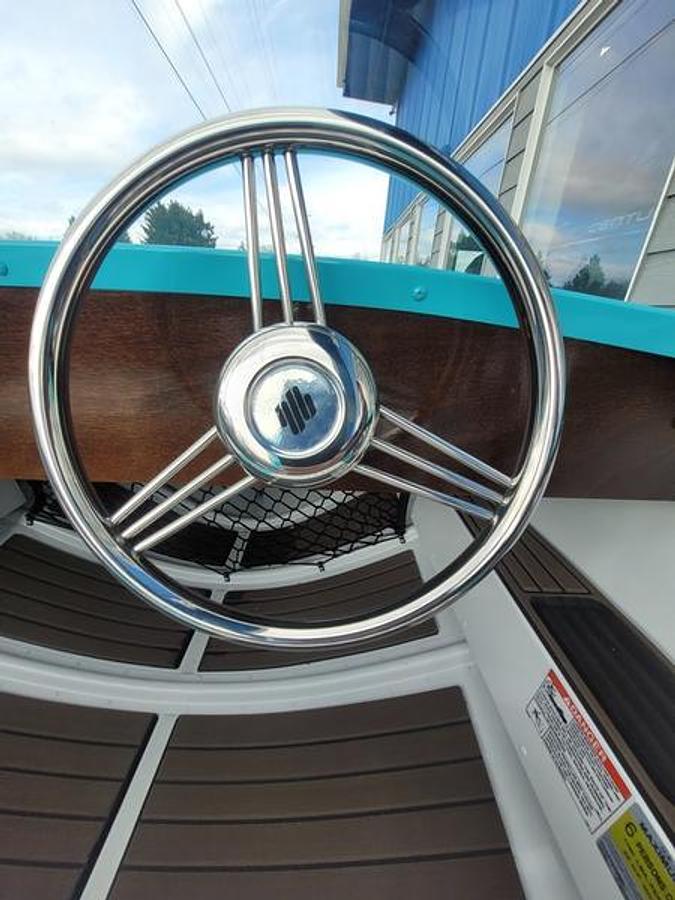 2025 Starcraft Marine 57 Ski Champ